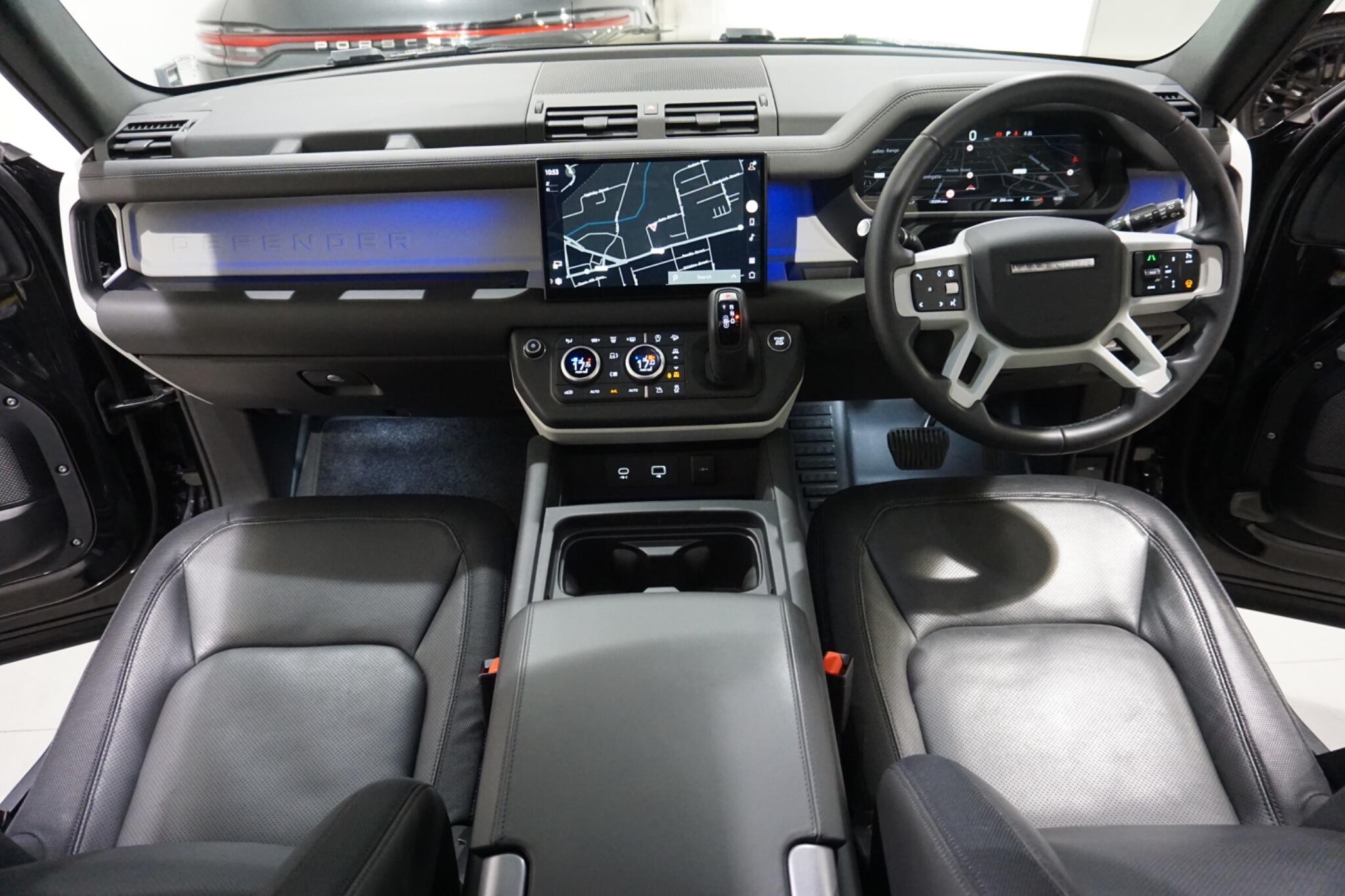 Land Rover Defender 110 3.0 D300 MHEV X-Dynamic HSE Auto 4WD Euro 6 (s/s) 5dr